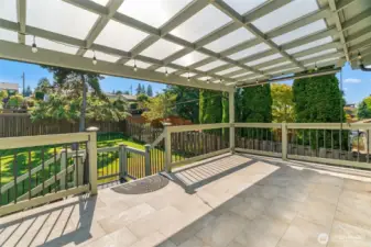 Covered deck. Perfect for entertaining in any weather.
