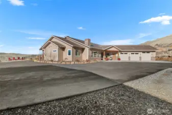 Discover 25 Sageland Road, East Wenatchee