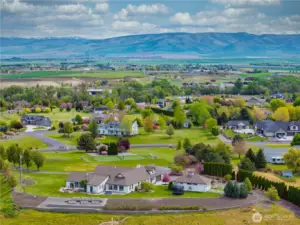 Stunning views of the Blue Mountains