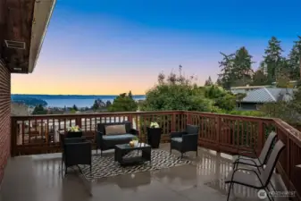 Water view from the back entertaining deck