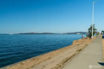 Take a morning jog or evening stroll on this beautiful Alki boardwalk, stretching for miles.