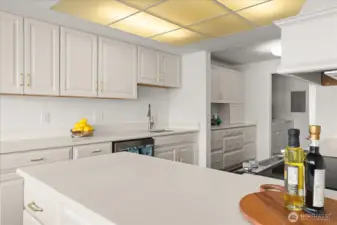 Perfect for serving buffet style, with large kitchen peninsula adjacent to dining room