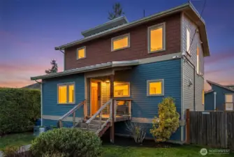 Welcome to 5545 17th Ave S!