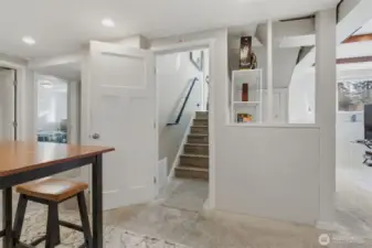 Entry to lower level living area