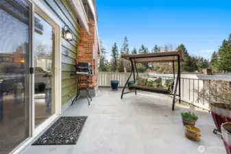 Sun deck from the slider on main level dining room