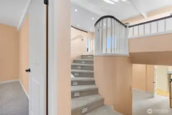 Landing at second level