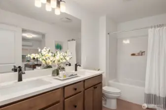 *Interior photos are of model home.
