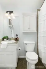Primary En Suite Bathroom