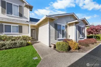 Ground Floor Condo, No Steps!