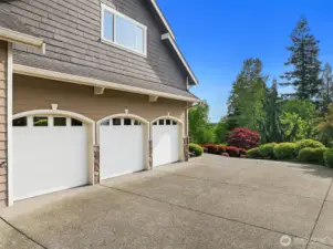 3 car oversized attached garage with plenty of space for shop There is even a ramp to home for no stair access. New furnace and heat pump in stalled in 2022