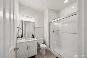 Main floor 3/4 bath