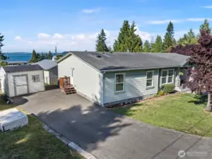 1st driveway with outbuilding