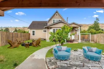 Back yard with virtual staging.