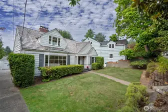 Notice the two-car garage down the driveway
