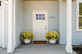 The entry is very welcoming and defined...let's go take a look!