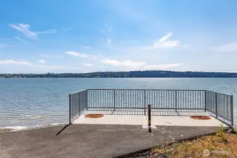 The viewpoint is a wonderful place to sit and watch the world go by, or the tide change!