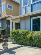 Single family home with exterior maintenance and landscaping covered by HOA.