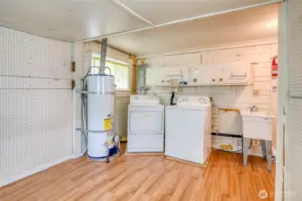 Laundry & Utility Room
