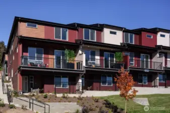 13209 NE 127th Court Unit D ~ Ready Now!