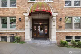 Charming entrance to the building