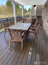 Community room patio