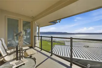 primary suite balcony