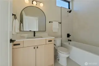 Full bath on 2nd floor