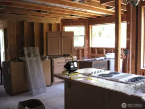 Island Kitchen with Eating bar