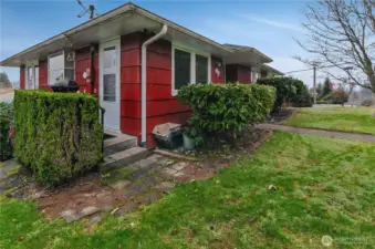 Two upstairs entrances