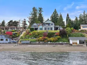 Meticulous grounds w/ 103 Feet of Waterfront + Bulkhead