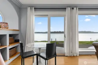 Tranquil space with Sound Views!