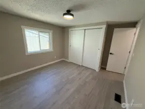 2nd bedroom