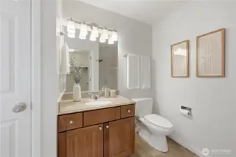 Primary 3/4 bath with walk-in shower.