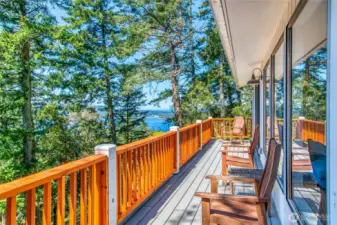 New deck and railing