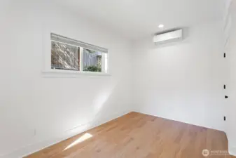 519 DADU: Main level bedroom 2