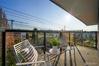 Deck/patio off living room