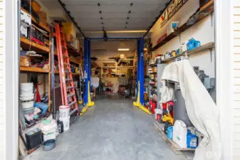 Mechanics Bay with Lift, Garage Wraps around entire lower level
