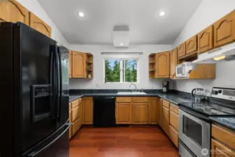 Top Floor Kitchen with Eating Area