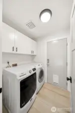 Utility room to garage
