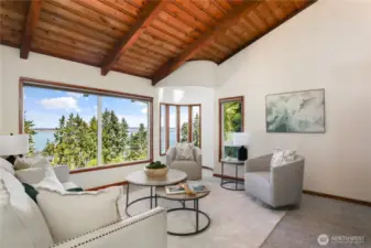 family rm/den has amazing views
