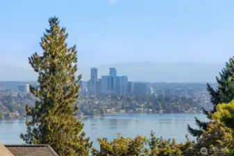 Spectacular views of Lake Washington from the rooftop deck