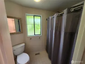 2nd Bathroom