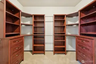 Primary walk in closet