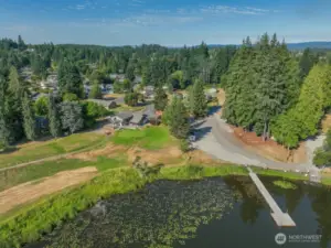 Scott Lake onto Golf Course-Boat Ramp