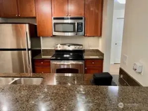 Cherry Cabinets, Granite & Stainless Steel Appliances