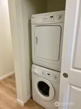 Stackable Washer & Dryer