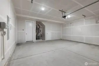 Builder Photos - 2822 4 Bed, 3.5 Bath 2 Car Garage (L)