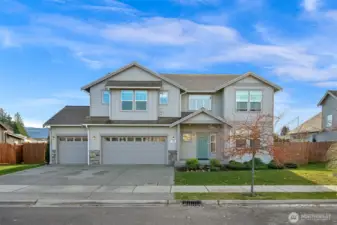 Cambridge Commons, an esstablished 5 year old neighborhood.