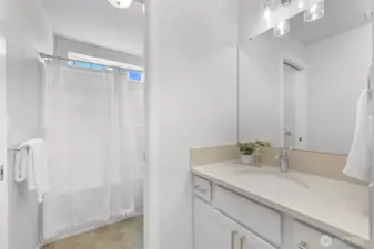 2nd floor bathroom