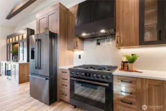 Kitchen and tip end appliances